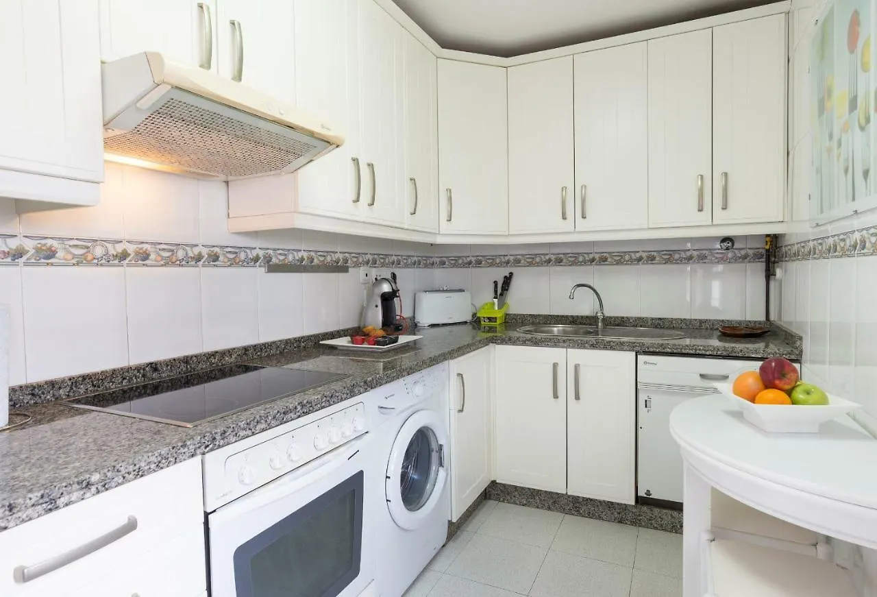 Lujoso Atico Playa-Parking Gratis Apartment Malaga