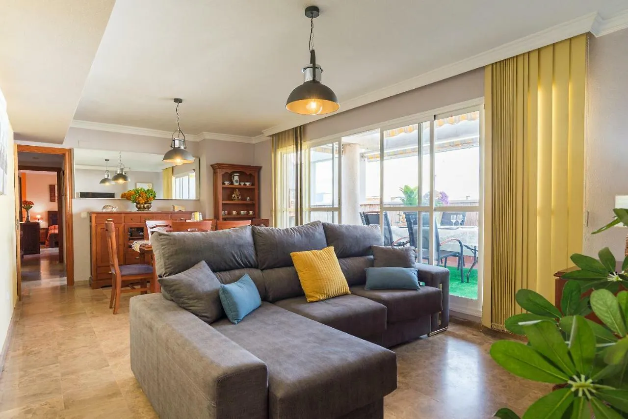 Lujoso Atico Playa-Parking Gratis Apartment Malaga