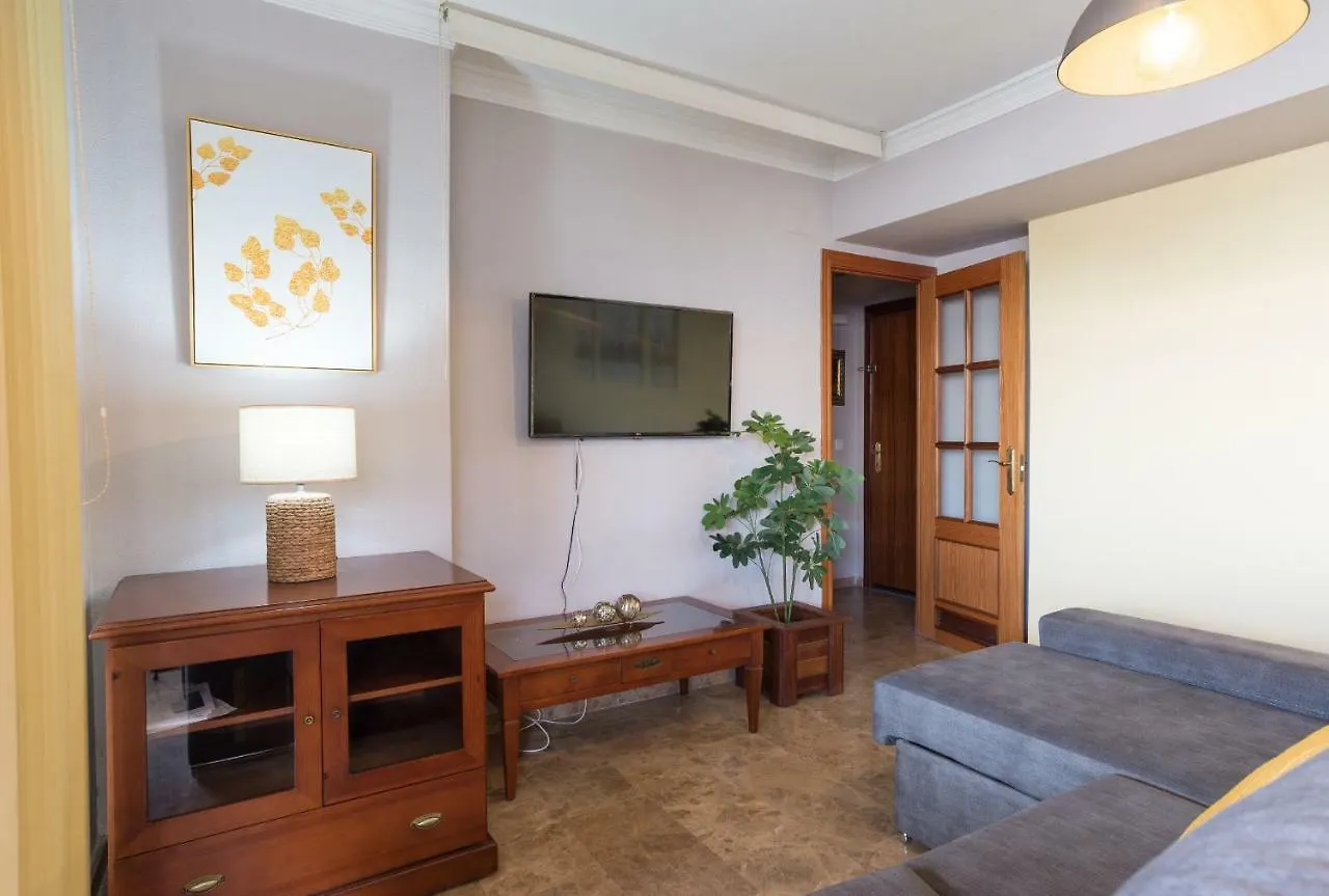 Lujoso Atico Playa-Parking Gratis Apartment Malaga Spain